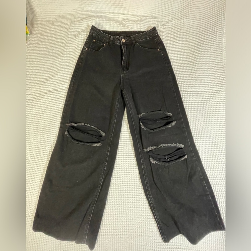 Black baggy pants